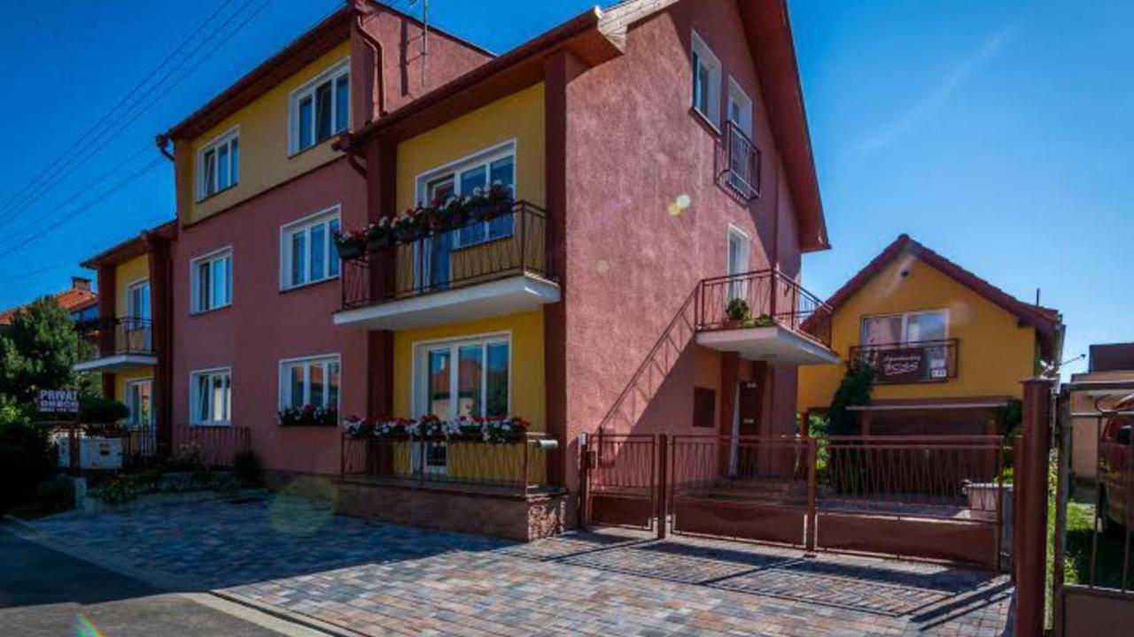 Apartmany Boss Liptovský Mikuláš Exteriör bild